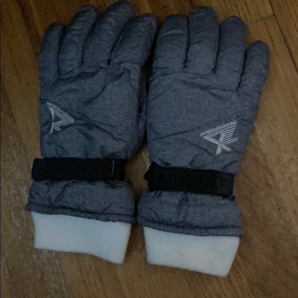 Gloves